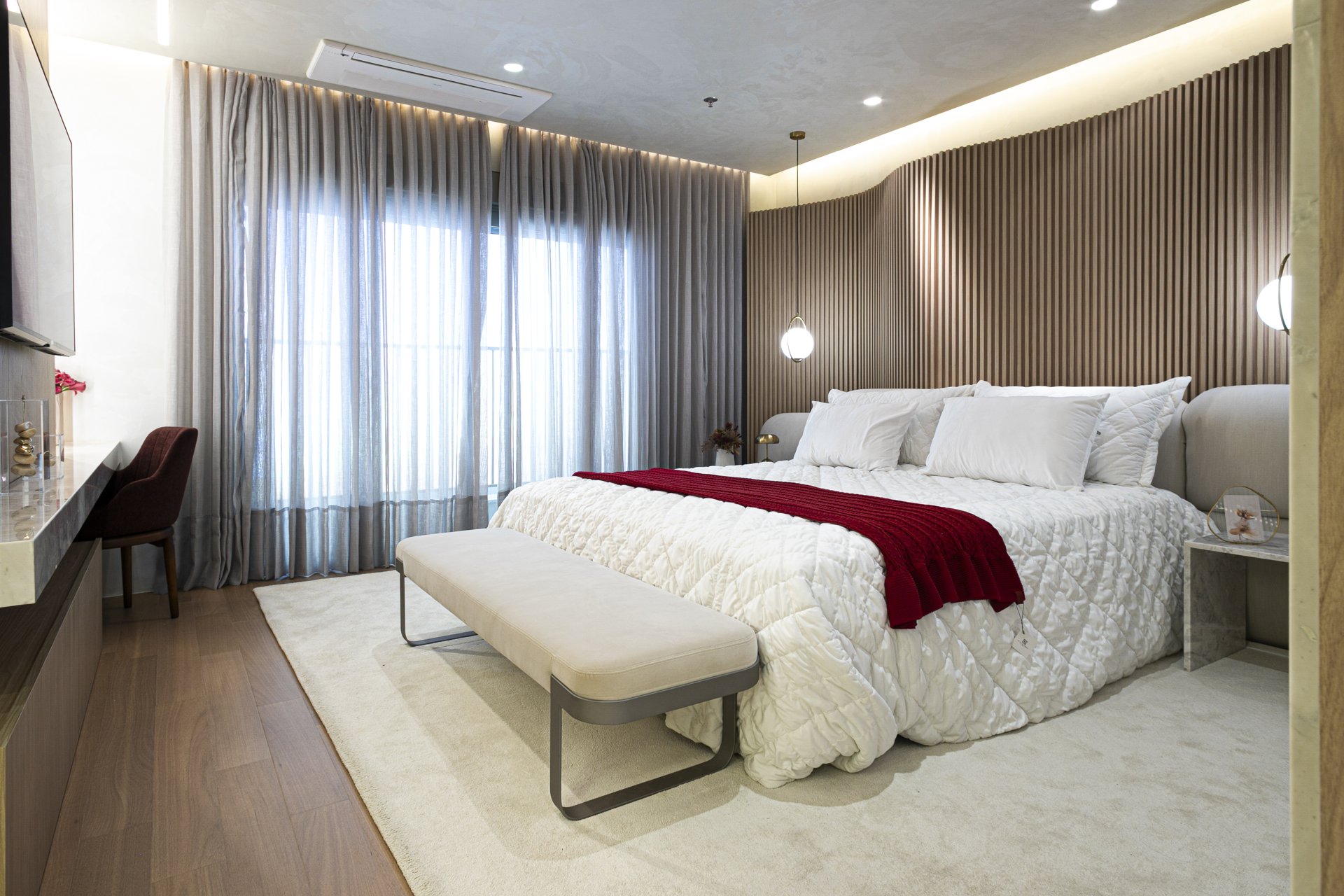 Legítimo Flamboyant Residencial — 420 m² com 4 suítes e piscina privativa — Apartamento à venda em Jardim Goiás (foto 5)