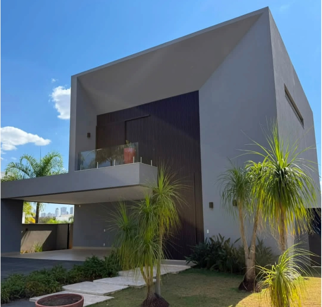 Casa nova, 4 suítes, piscina aquecida, 470 m², Alphaville Goiás — miniatura 9