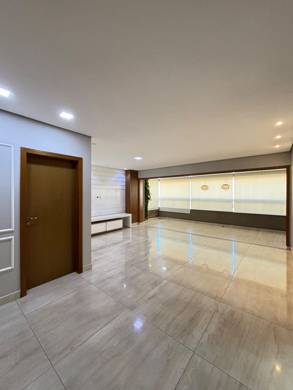 Apartamento de 139 m² com 3 suítes no Setor Bueno. — miniatura 4