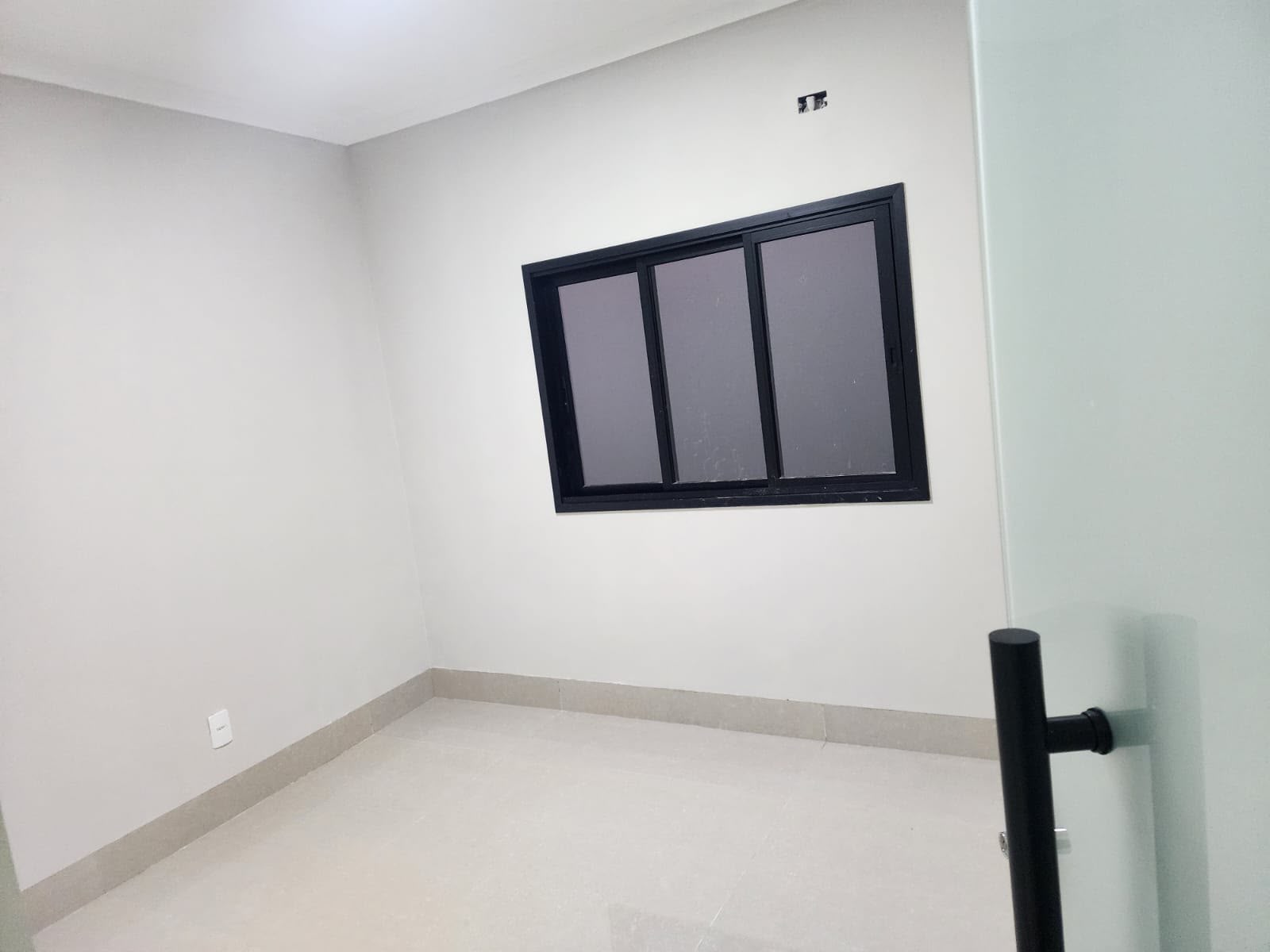 Casa 3 quartos em Garavelo Residencial Park, Aparecida de Goiânia · 223 m² — miniatura 8