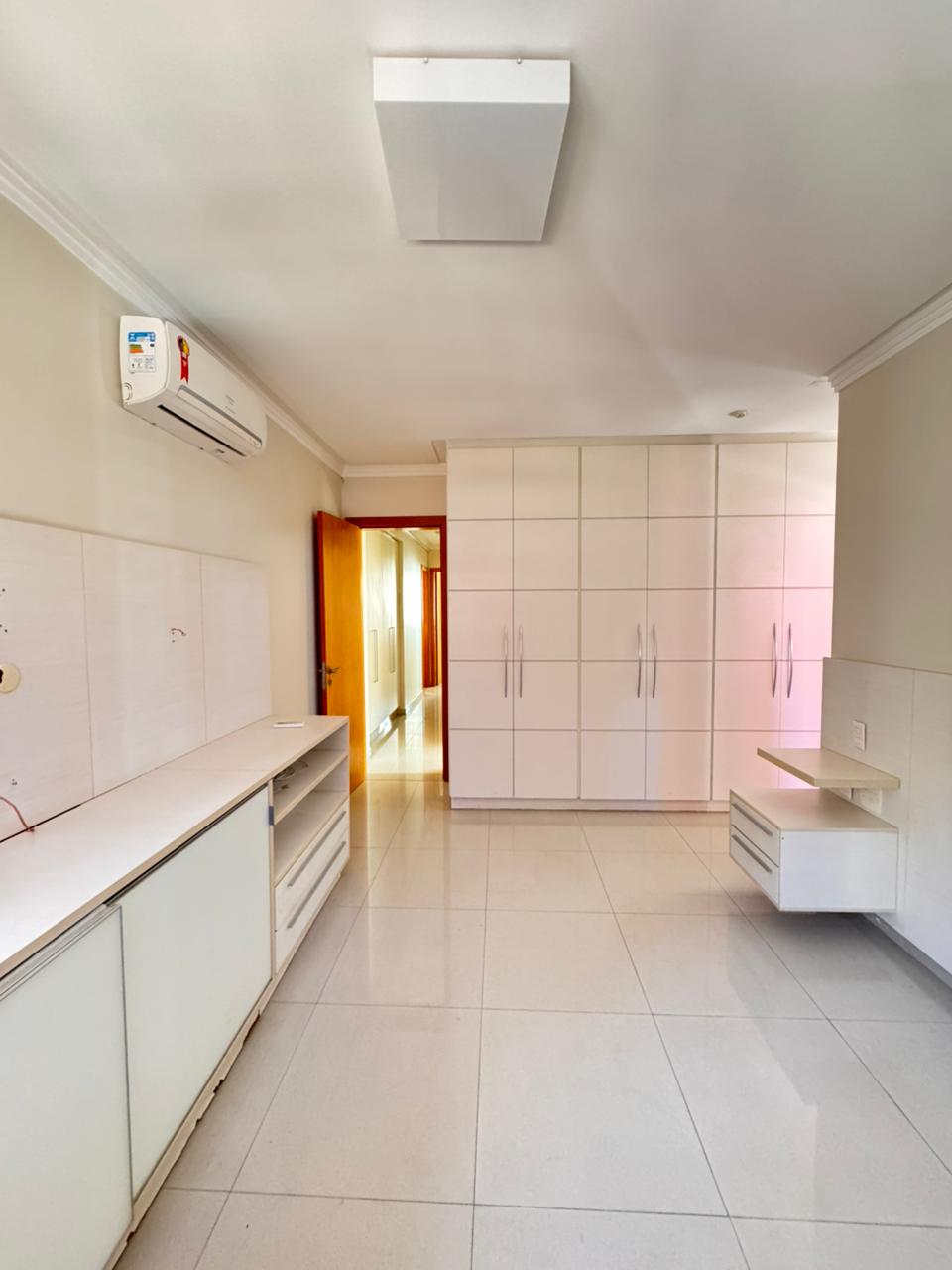Apartamento de 140 m², 3 suítes e 2 vagas no 14º andar, Setor Bueno — miniatura 4
