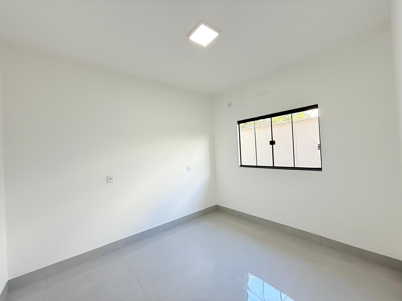 Casa com 3 quartos, sendo 1 suíte, Setor Serra Dourada — miniatura 5