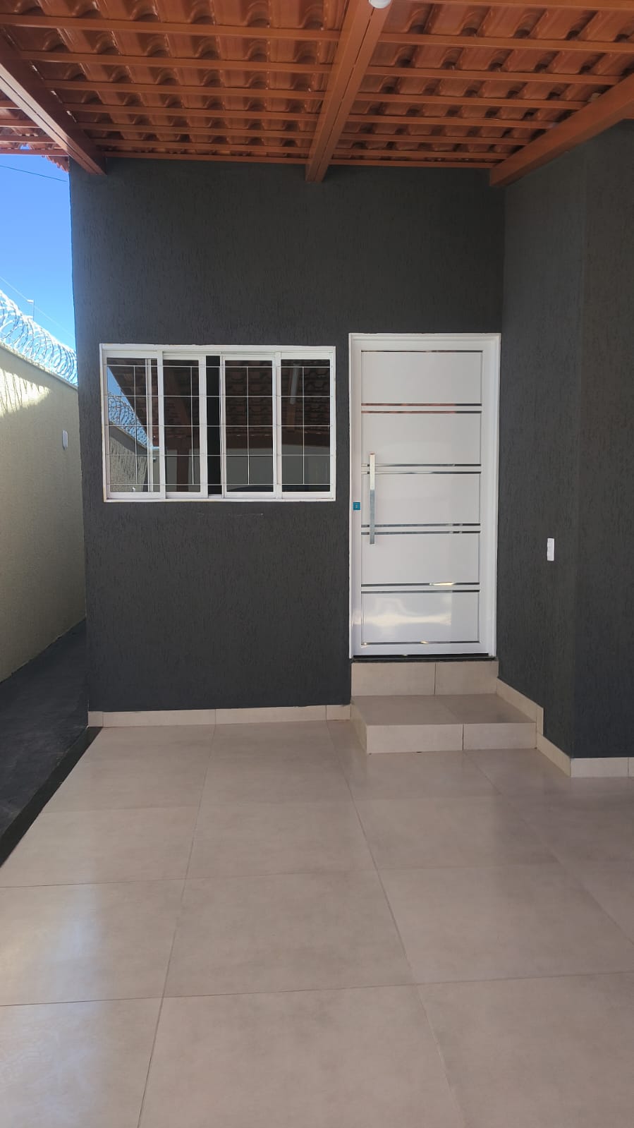 Casa 2 quartos no Jardim Todos os Santos III, Senador Canedo — Casa à venda em Jardim Todos os Santos III (foto 2)