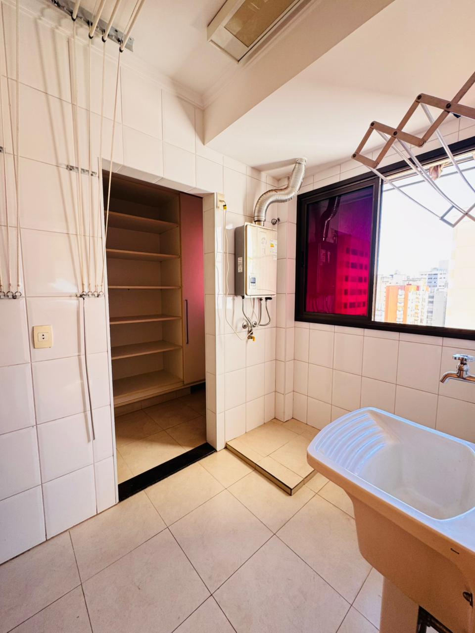 Apartamento de 140 m², 3 suítes e 2 vagas no 14º andar, Setor Bueno — miniatura 13