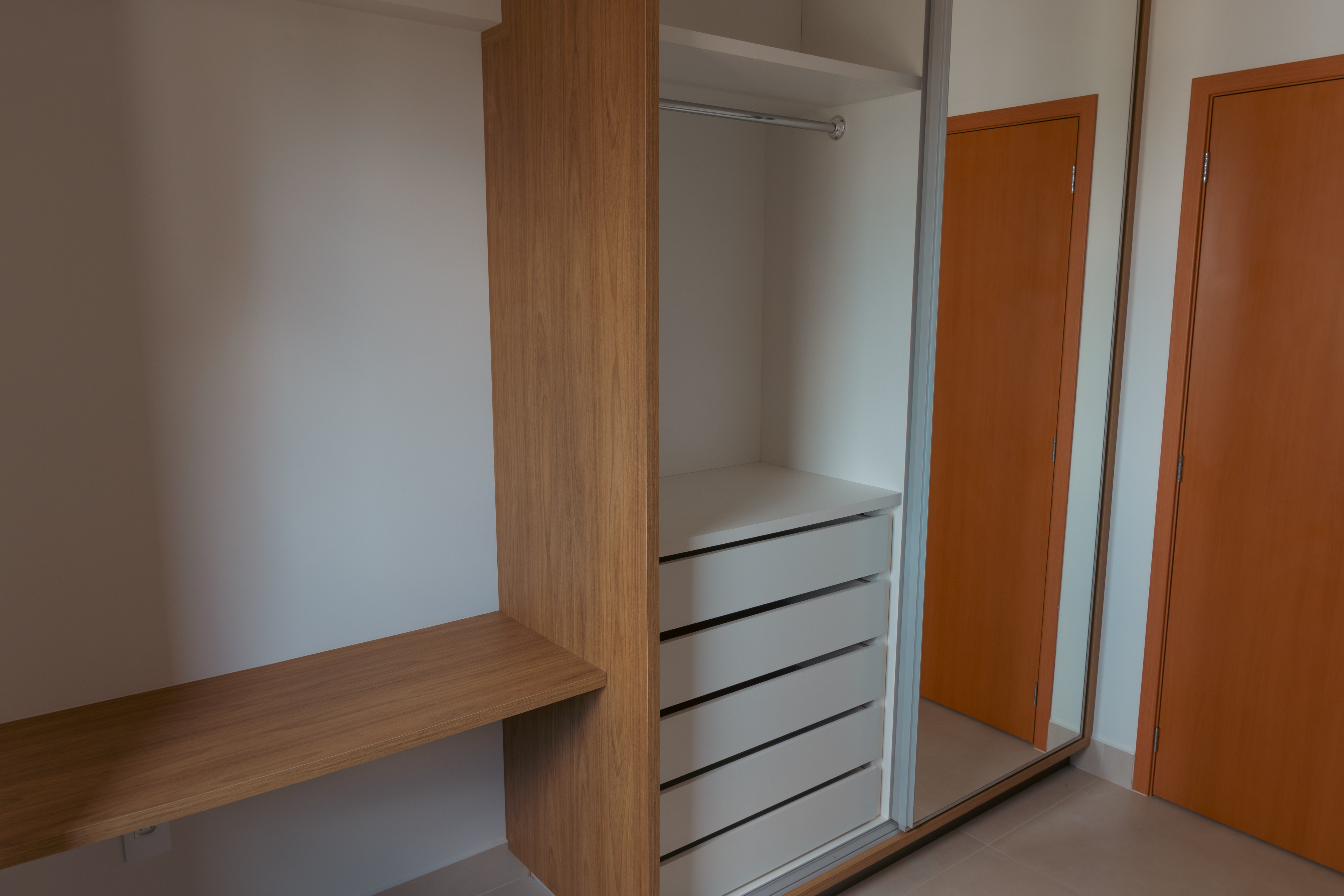 Apartamento completo em armários — miniatura 8