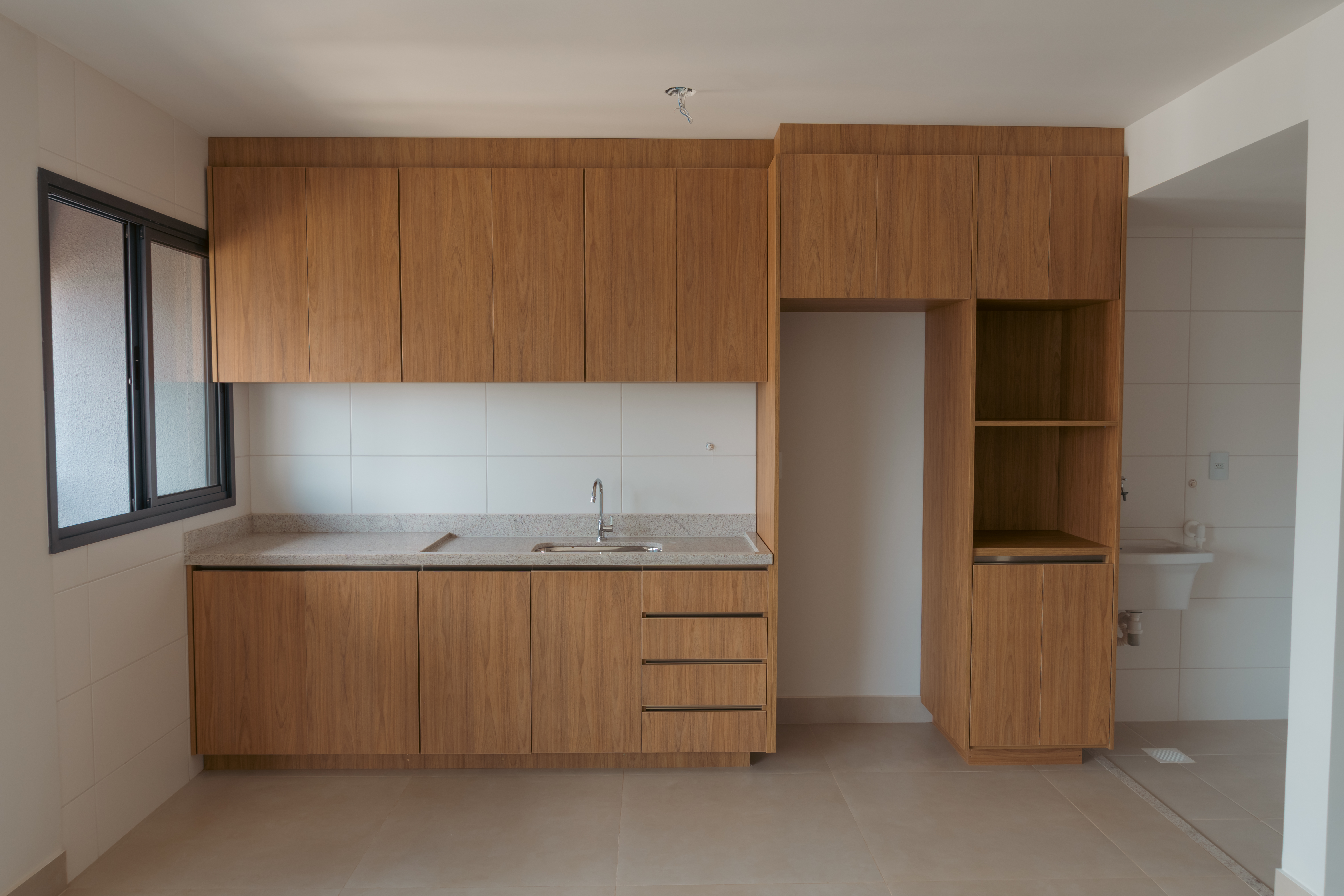 Apartamento completo em armários — miniatura 3