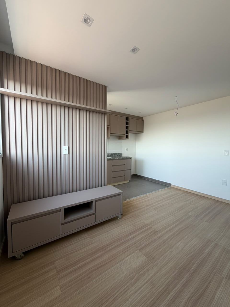 Apartamento 1 quarto em Cidade Vera Cruz, Aparecida de Goiânia — Apartamento à venda em Cidade Vera Cruz (foto 1)
