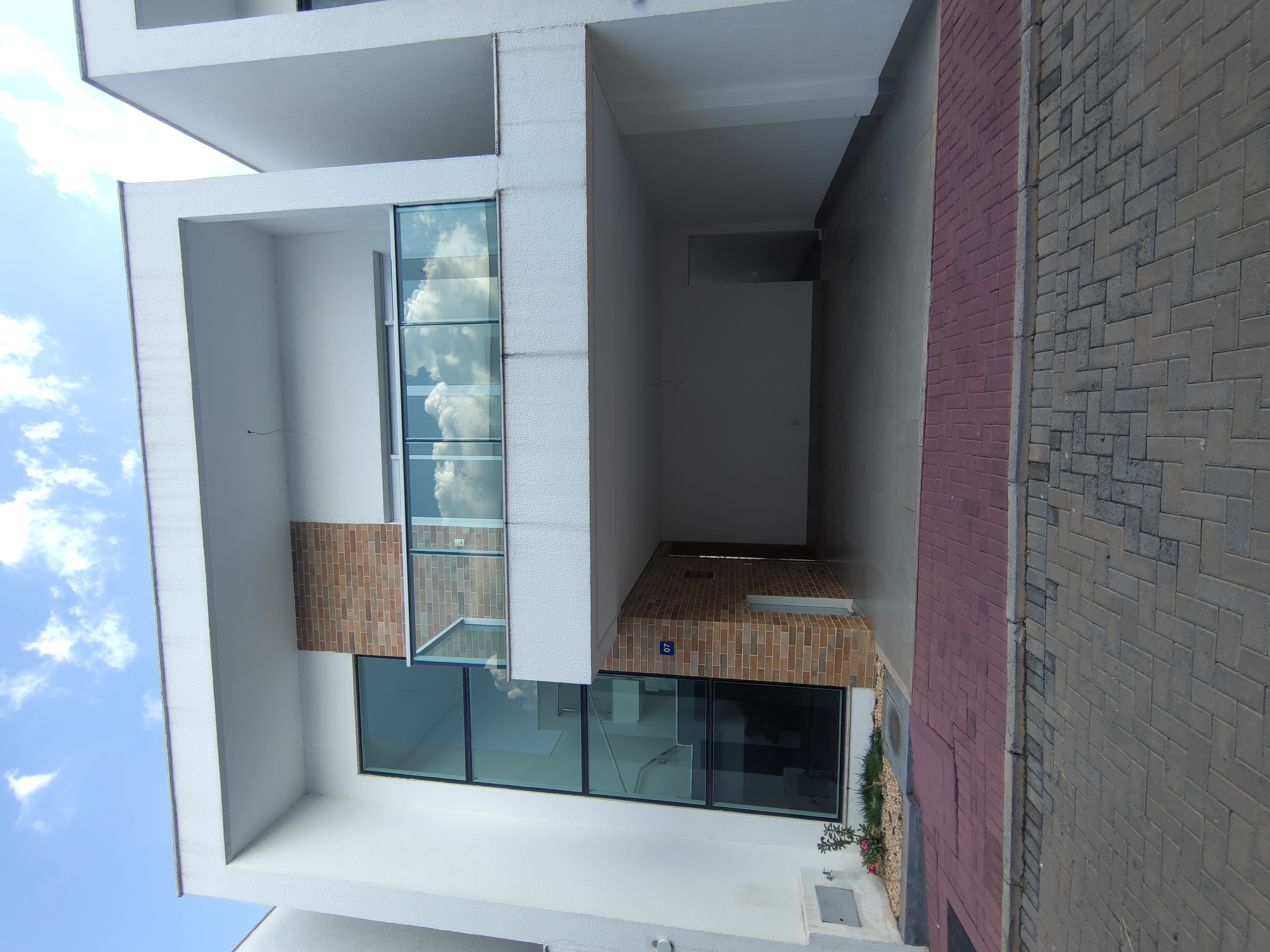 Sobrado 4S, Condomínio Parque das Laranjeiras — Casa em condomínio à venda em Chácaras Alto da Glória (foto 1)