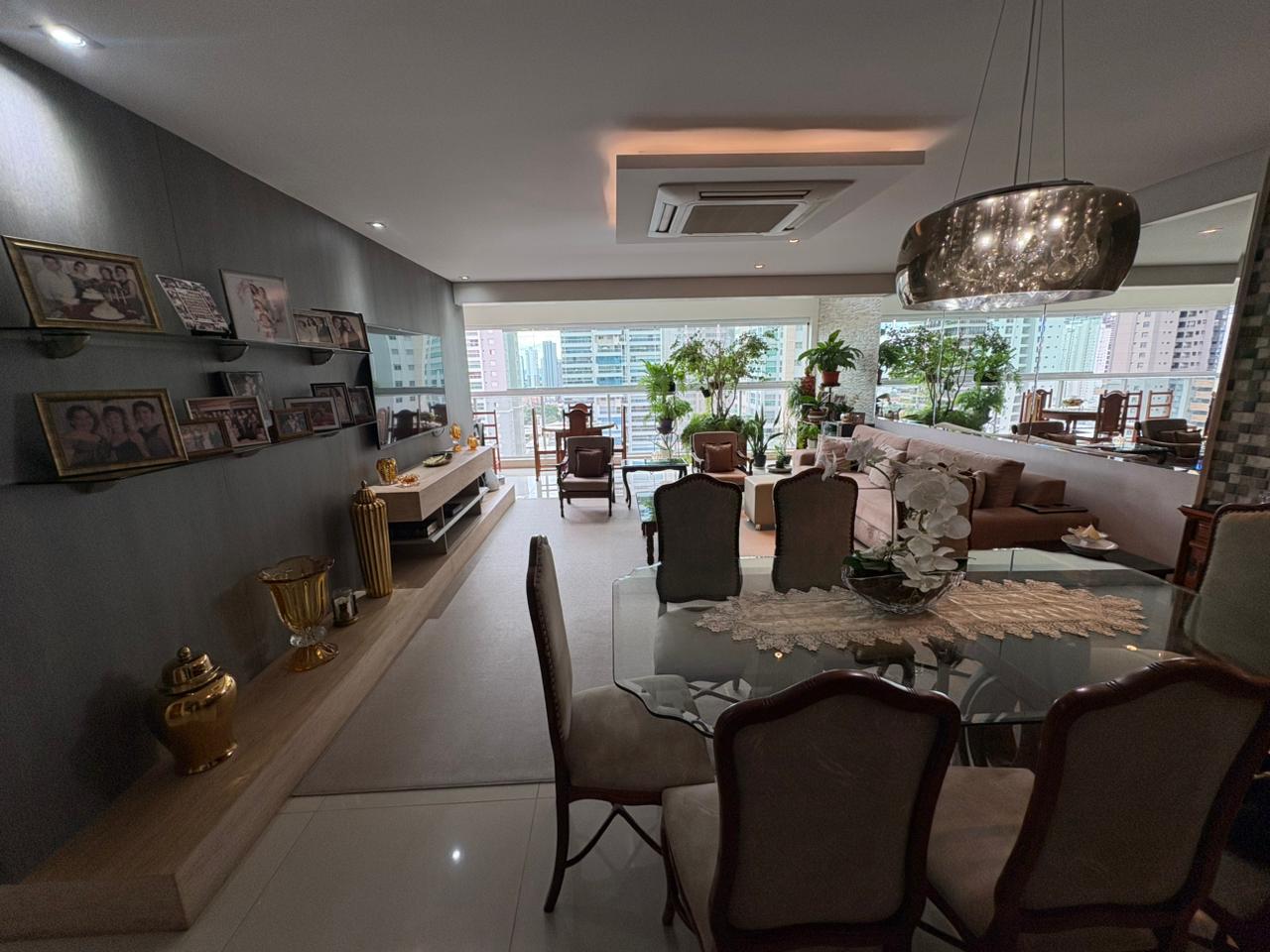 Duplex nascente com 3 suítes e vista para a Praça T-23 — Apartamento à venda em Setor Bueno (foto 1)