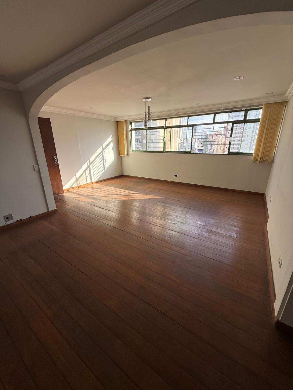 Apartamento 4 quartos com 1 suíte no Setor Oeste — Apartamento à venda em Setor Oeste (foto 6)