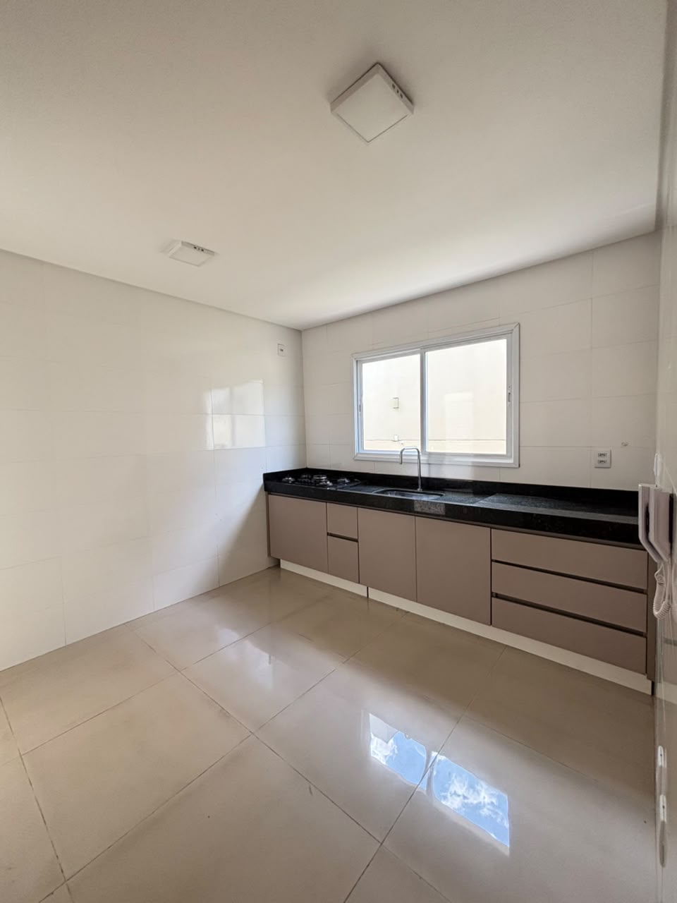 Sobrado no bairro Cardoso com 3 suítes, 150 m² e quintal privativo — miniatura 9