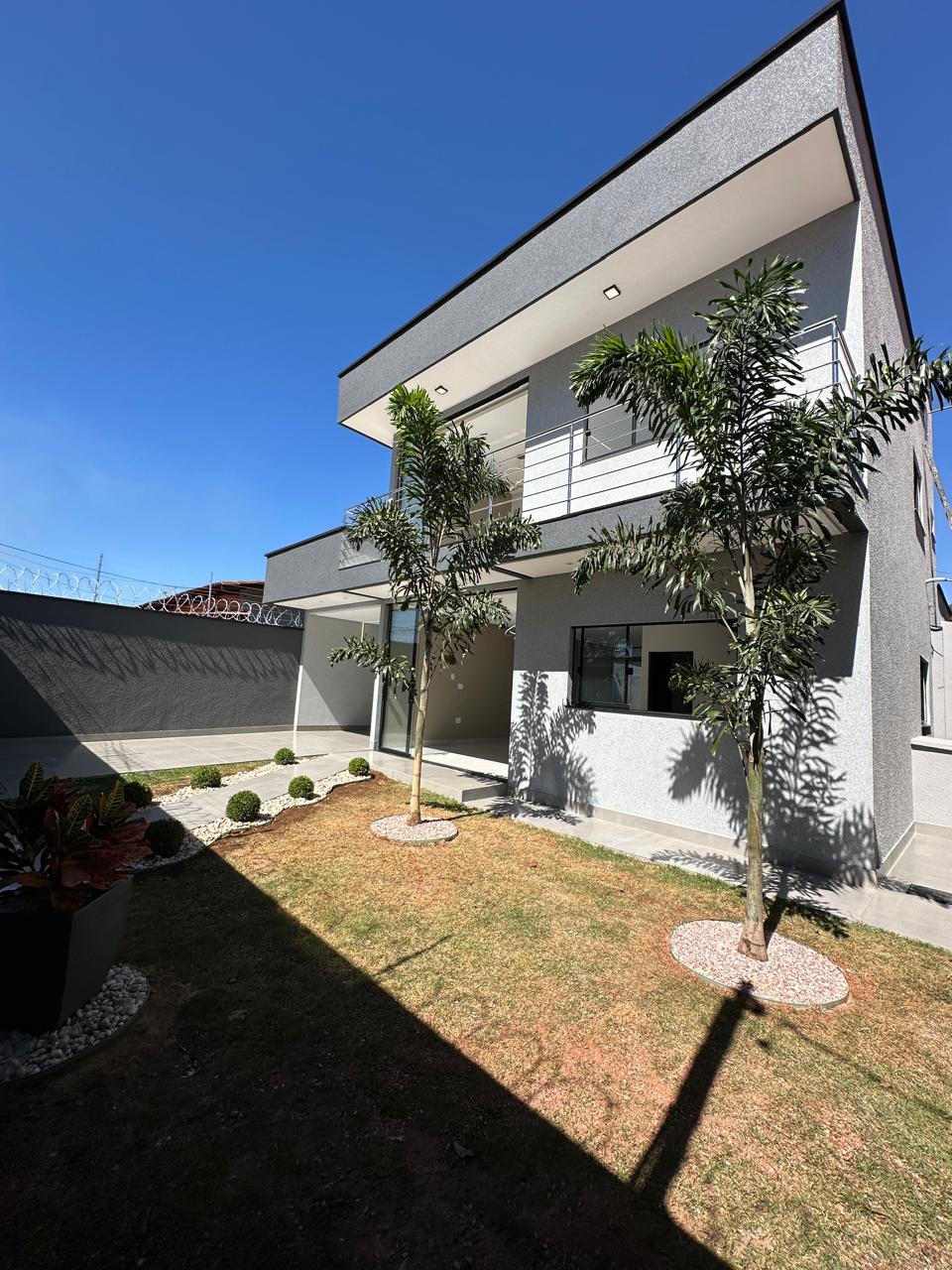 Sobrado 3 quartos no Parque das Amendoeiras — Sobrado à venda em Parque das Amendoeiras (foto 1)