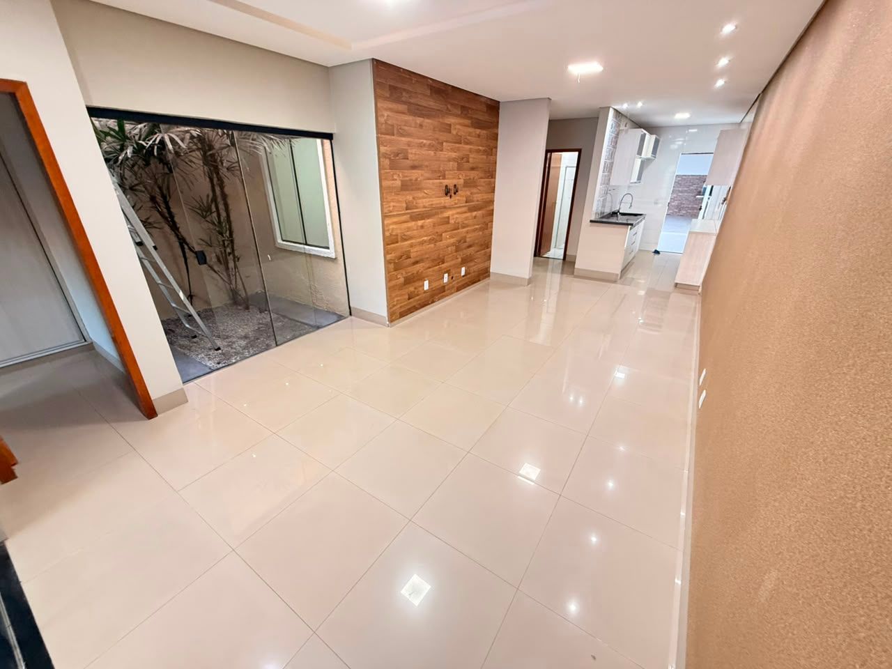 Linda casa no Setor Três Marias – Goiânia, GO — Apartamento à venda em Setor Três Marias (foto 1)