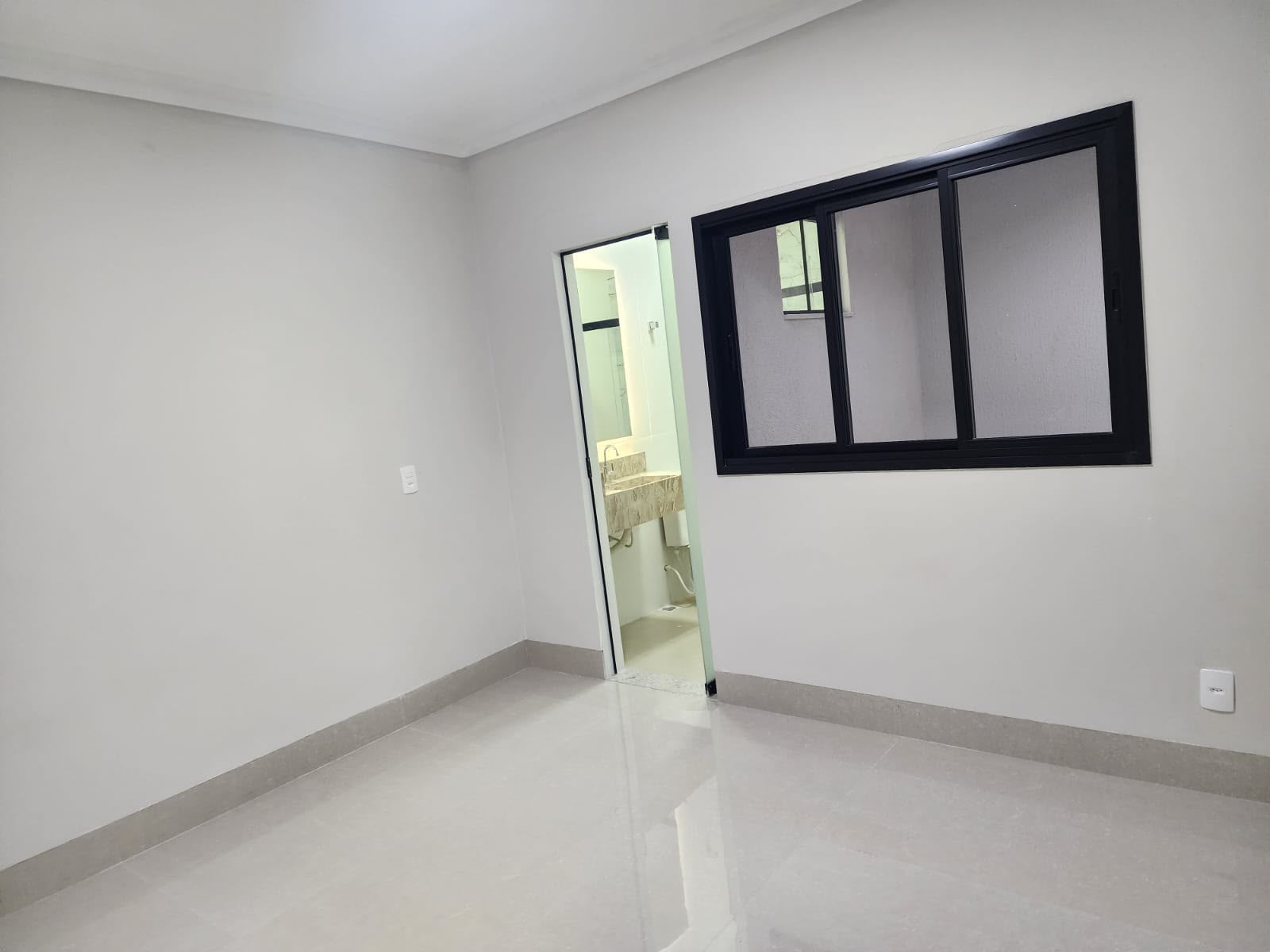 Casa 3 quartos em Garavelo Residencial Park, Aparecida de Goiânia · 223 m² — miniatura 10