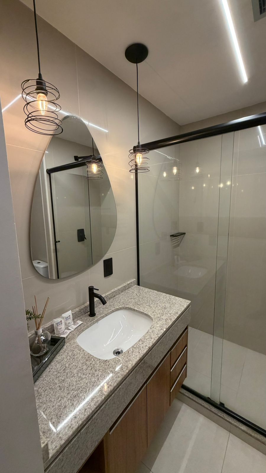 Studio mobiliado e decorado no Blend, com 28 m² no Setor Marista — miniatura 3