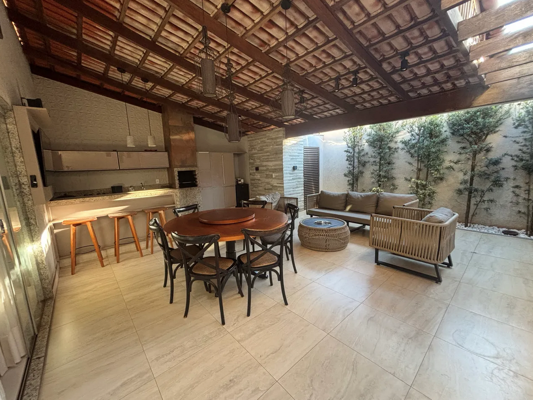 Casa em condomínio 3 quartos no Jardim Vitória · 120 m² — Casa em condomínio à venda em Jardim Vitória (foto 1)