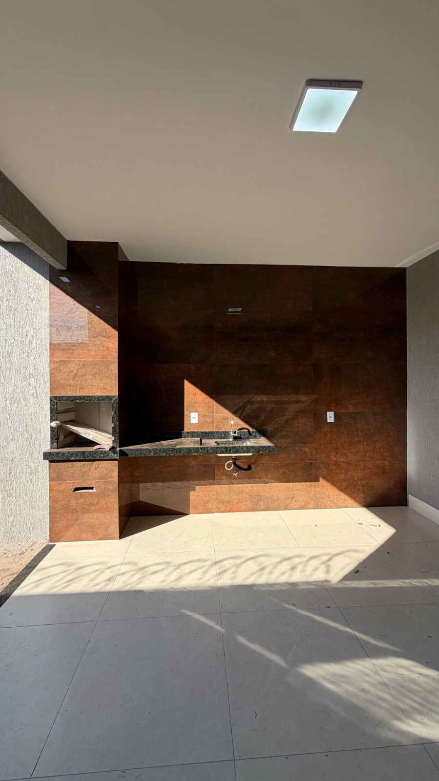 Casa 2 quartos no Setor Barcelos, Trindade · Rua 20 — miniatura 7