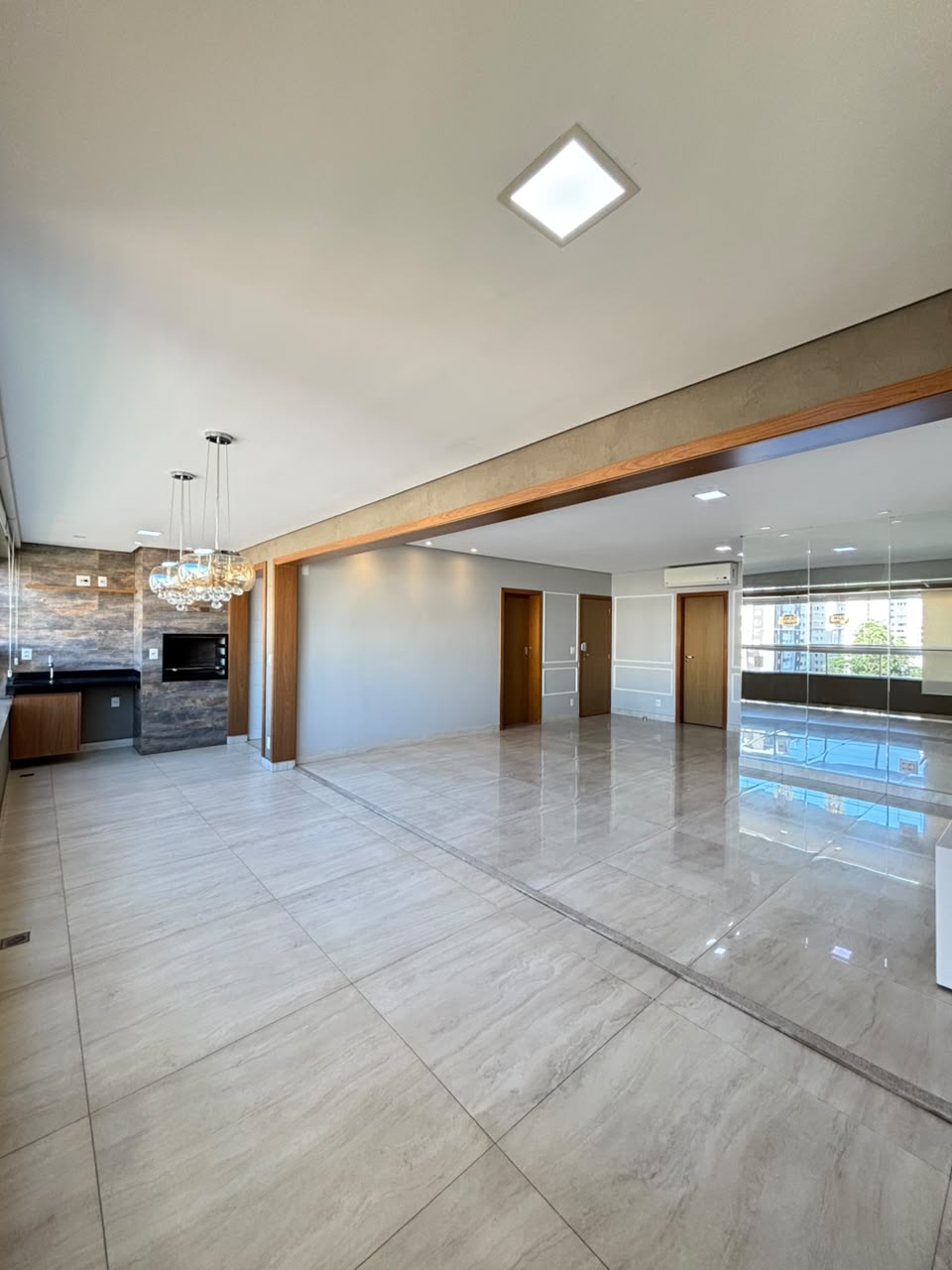 Apartamento de 139 m² com 3 suítes no Setor Bueno. — Apartamento à venda em Setor Bueno (foto 1)