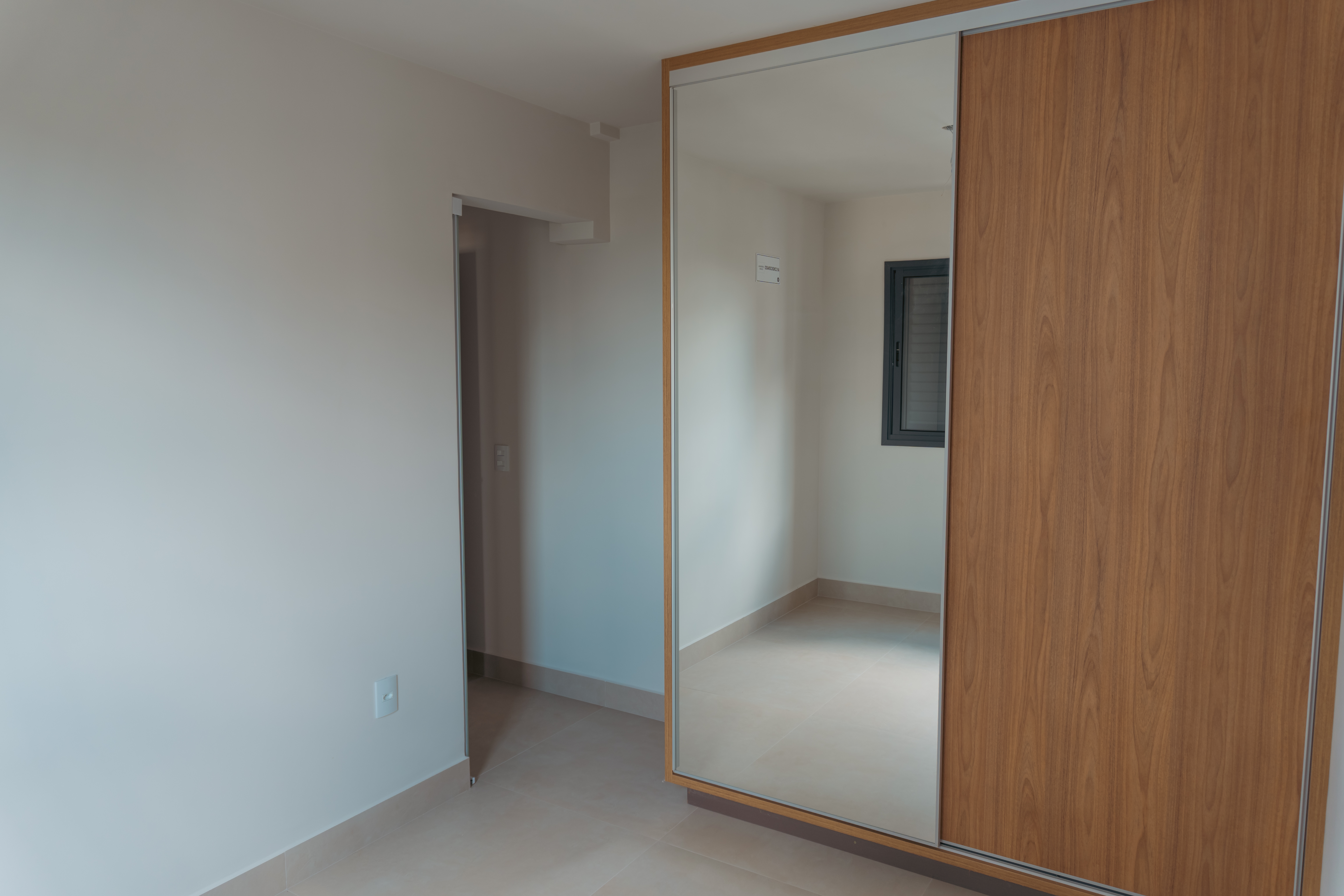 Apartamento completo em armários — miniatura 10