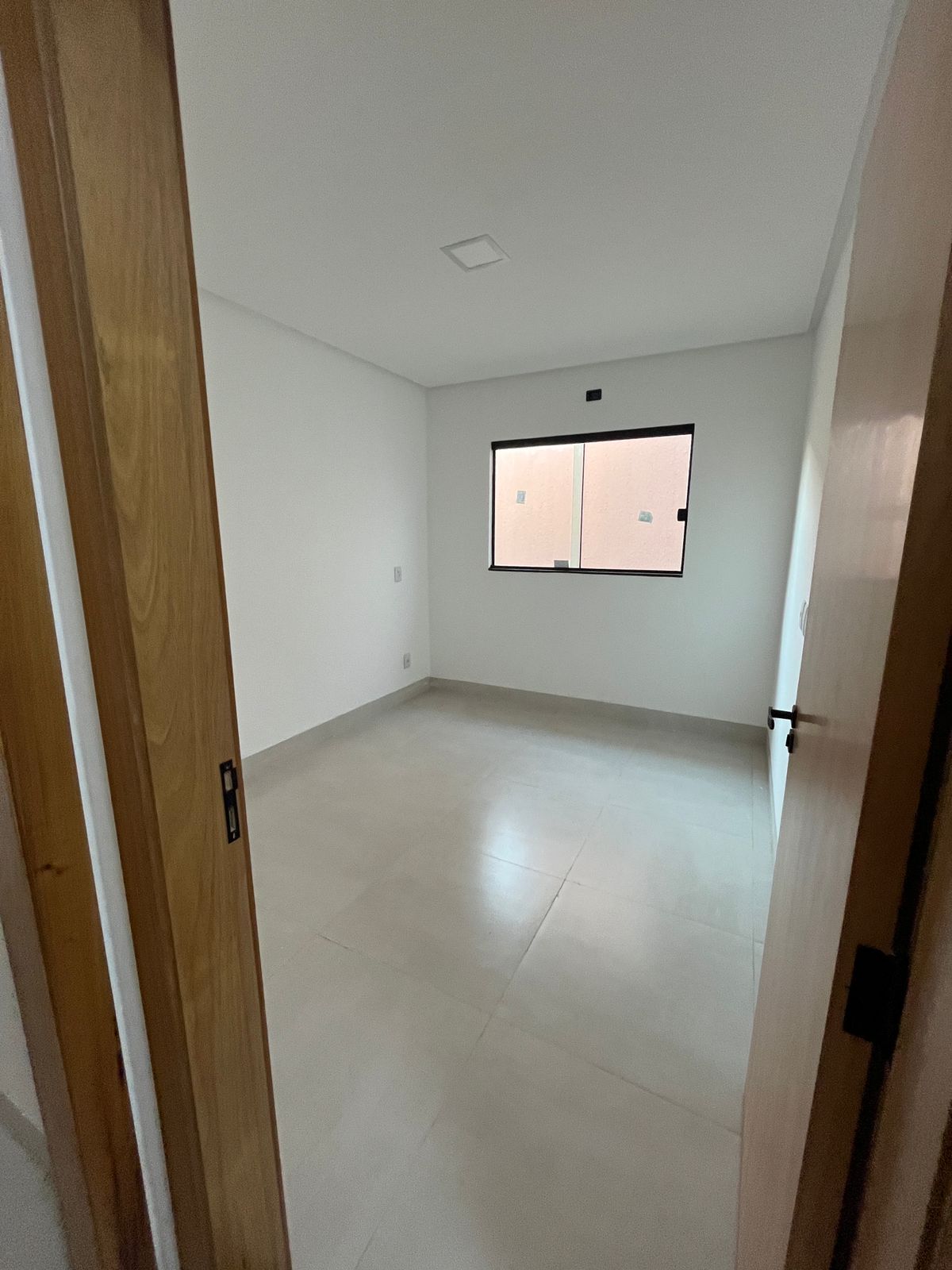 Casa 3 quartos em Sítios Santa Luzia, Aparecida de Goiânia · 126 m² — miniatura 9
