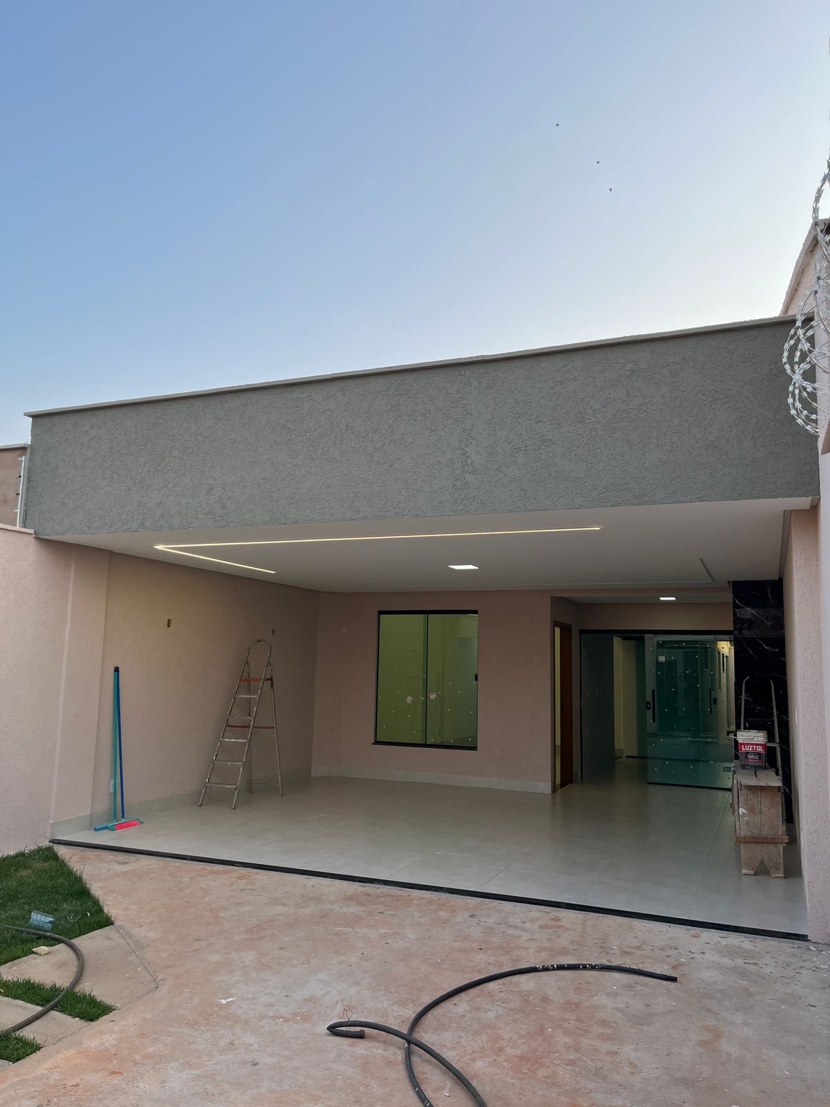 Casa 3 quartos em Sítios Santa Luzia, Aparecida de Goiânia · 126 m² — Casa à venda em Sítios Santa Luzia (foto 2)