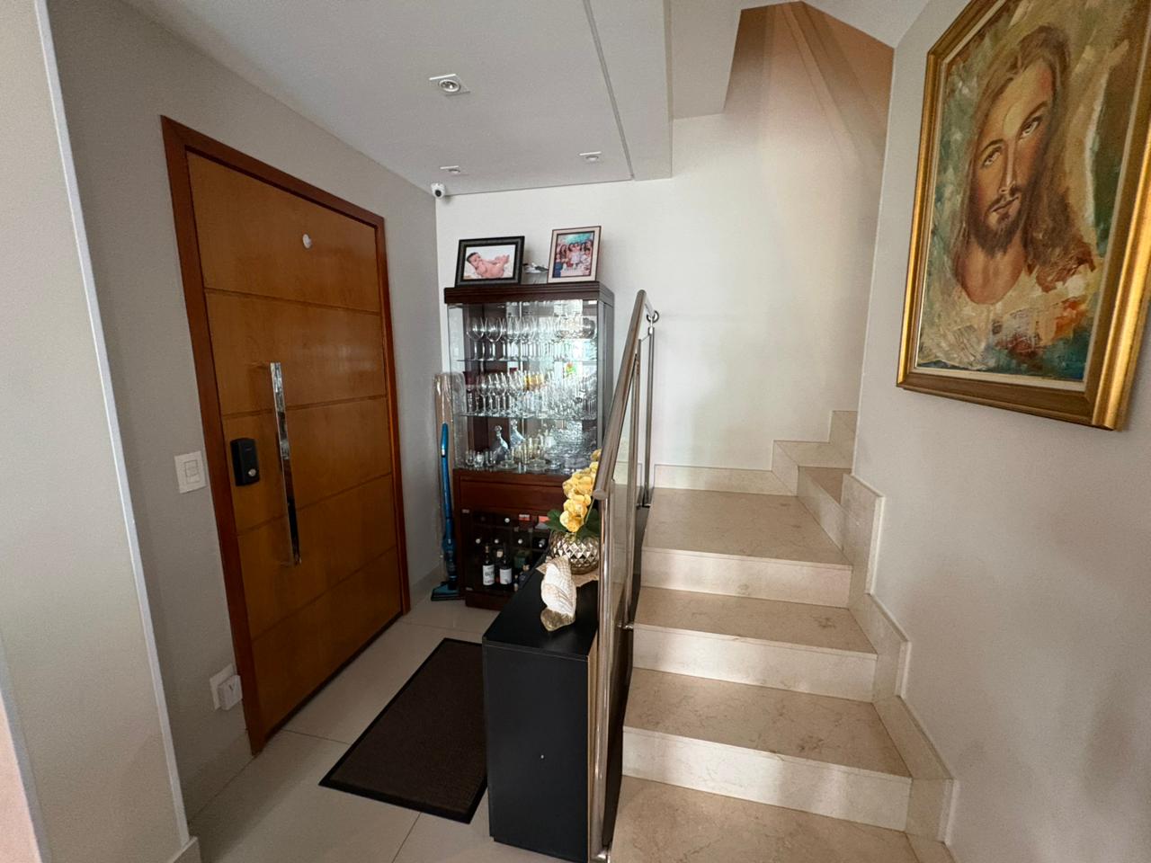 Duplex nascente com 3 suítes e vista para a Praça T-23 — miniatura 4