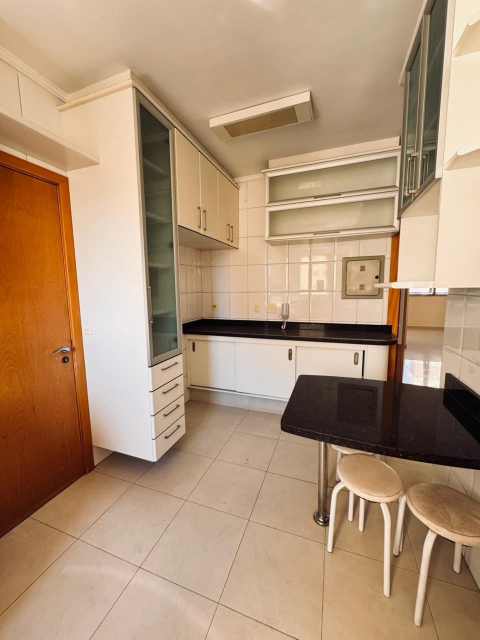 Apartamento de 140 m², 3 suítes e 2 vagas no 14º andar, Setor Bueno — miniatura 14