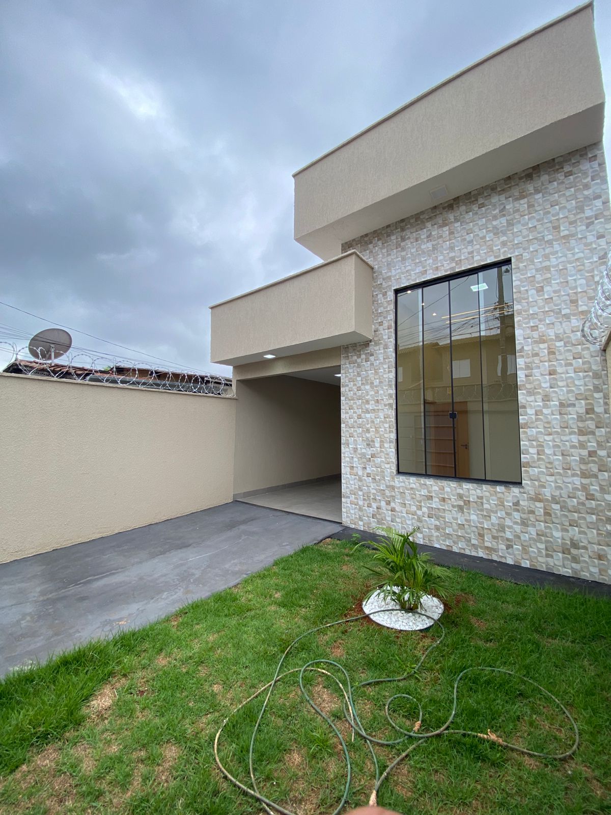 Casa 3 quartos em Sítios Santa Luzia, Aparecida de Goiânia · 119 m² — Casa à venda em Sítios Santa Luzia (foto 1)