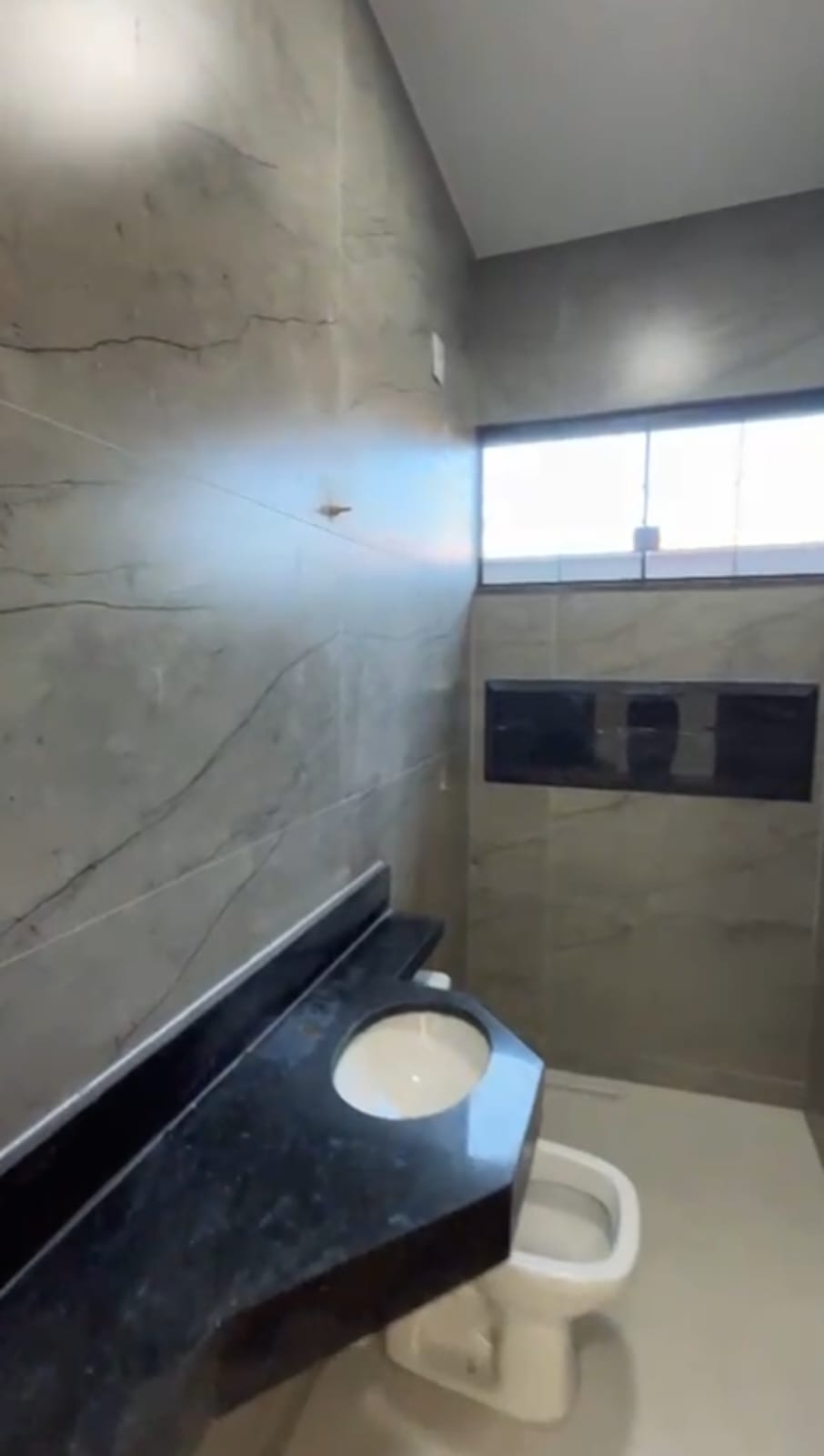 Casa: 3 quartos, sendo 1 suíte - Setor Serra Dourada — miniatura 8