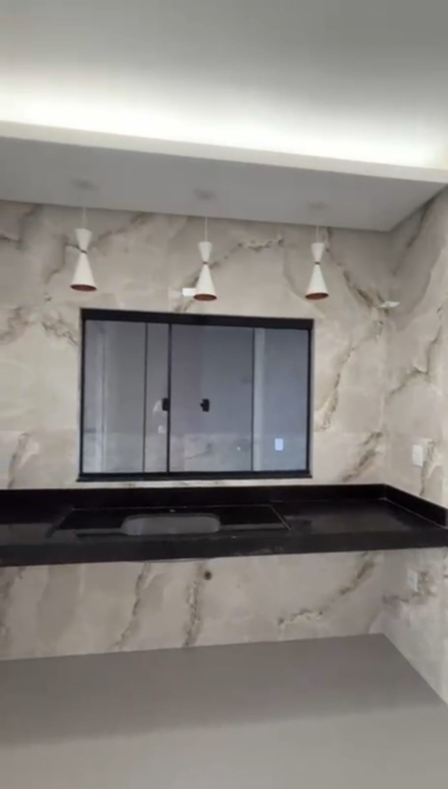 Casa: 3 quartos, sendo 1 suíte - Setor Serra Dourada — miniatura 4