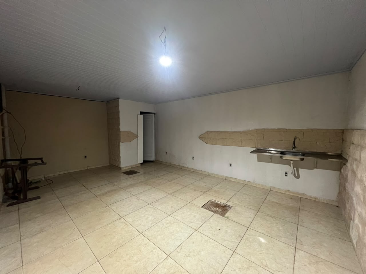 Casa, 3 quartos, sendo 1 suíte - Bairro Célia Maria — miniatura 14